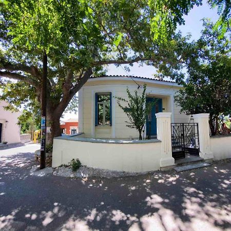 Yioklima - Renovated Neoclassical House With Two Bedrooms วามอส ภายนอก รูปภาพ